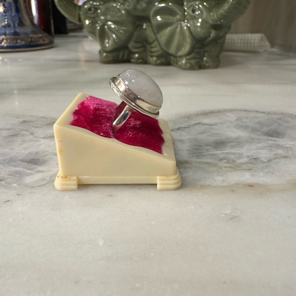 Sterling Silver Moonstone Ring - image 2